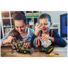 Children assembling the Alexander Constructor Diggy Ruspa toy set, focusing on building with metal and plastic parts.