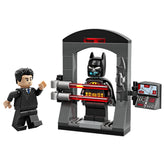 LEGO - DC Comics Batman Bruce Wayne y el Batsuit - Juguetes de Set de Construcción