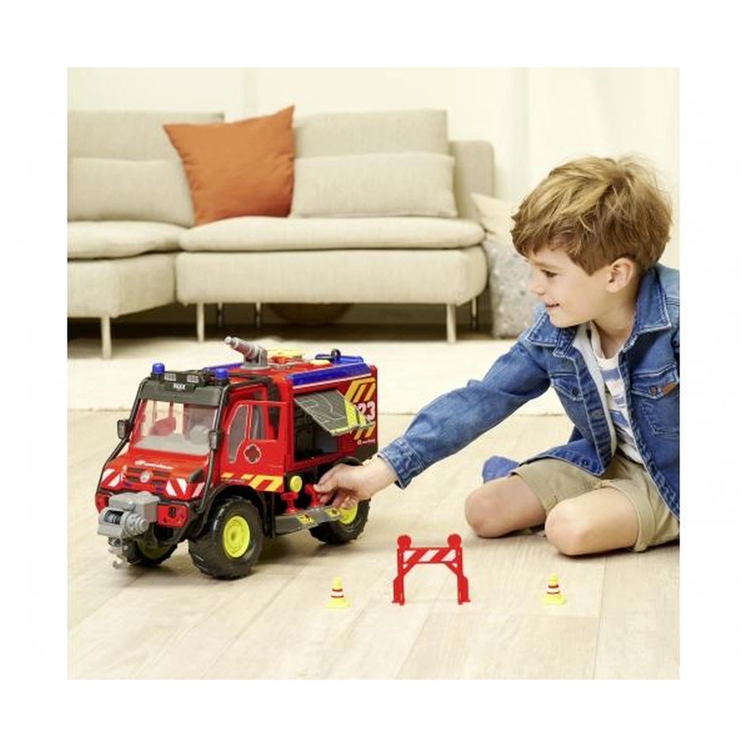 Dickie - Mercedes-Benz Unimog U530 Vehículo de Rescate de Bomberos con Luces y Sonidos