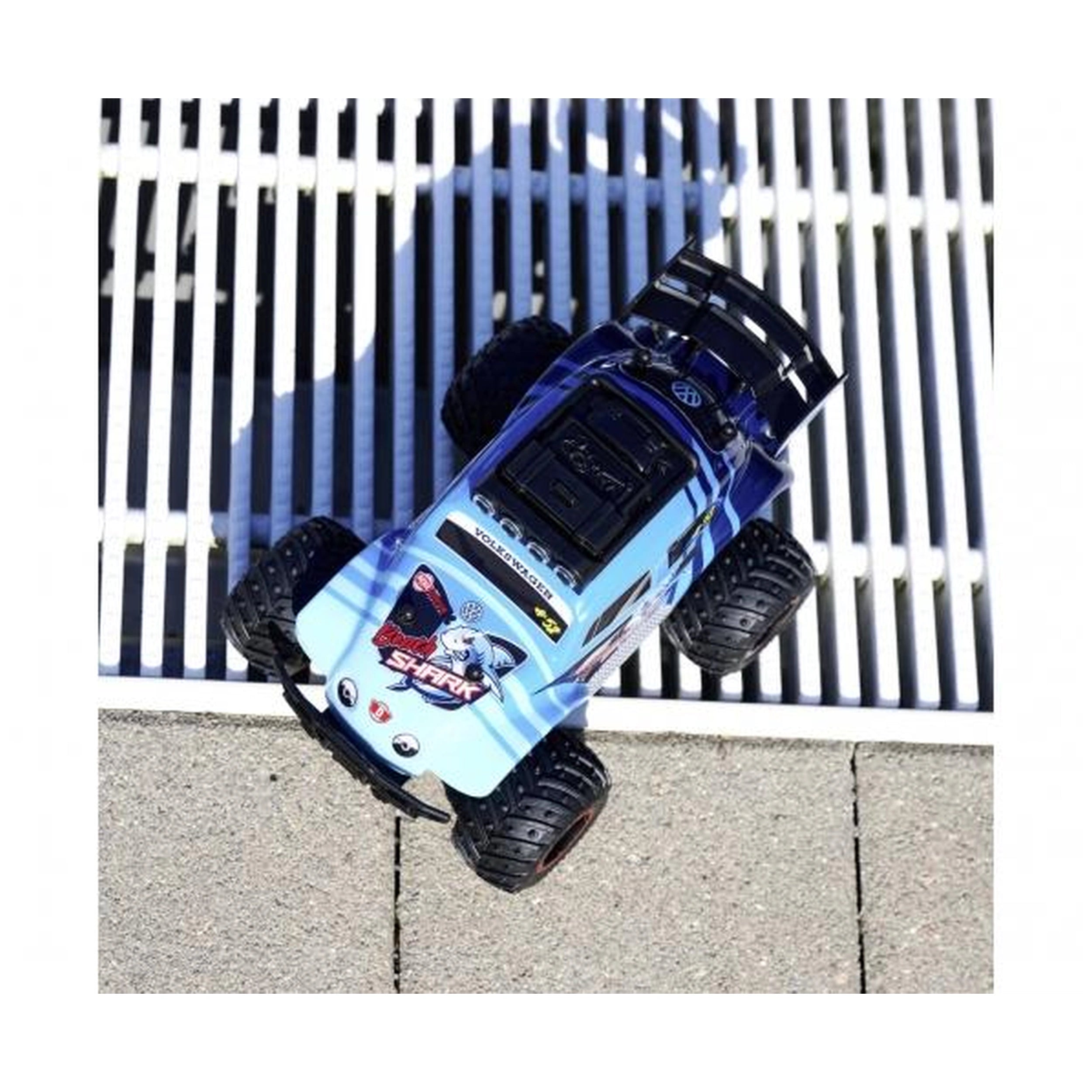 Dickie - Remote Controlled Volkswagen Beetle Baja Gug Rtr Play Vehicles