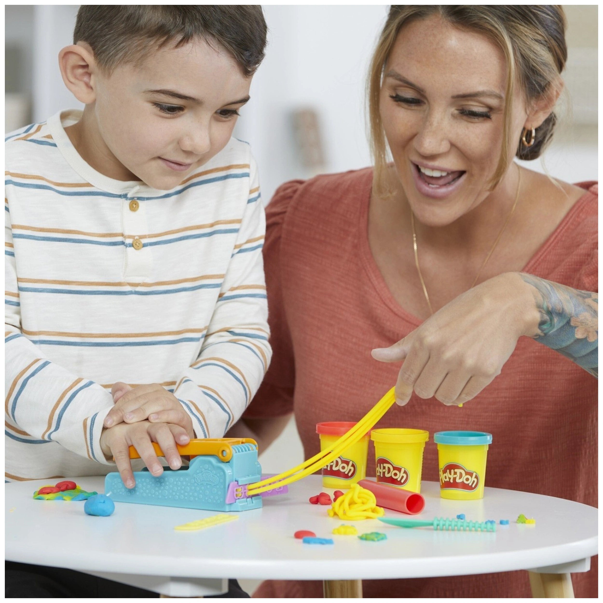 Hasbro - Set de Inicio de la Fábrica Divertida Play-Doh - Arcilla y Masa para Modelar