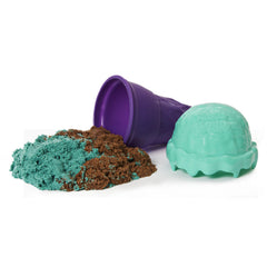 Contenedor de cono de helado Kinetic Sand con 2 colores
