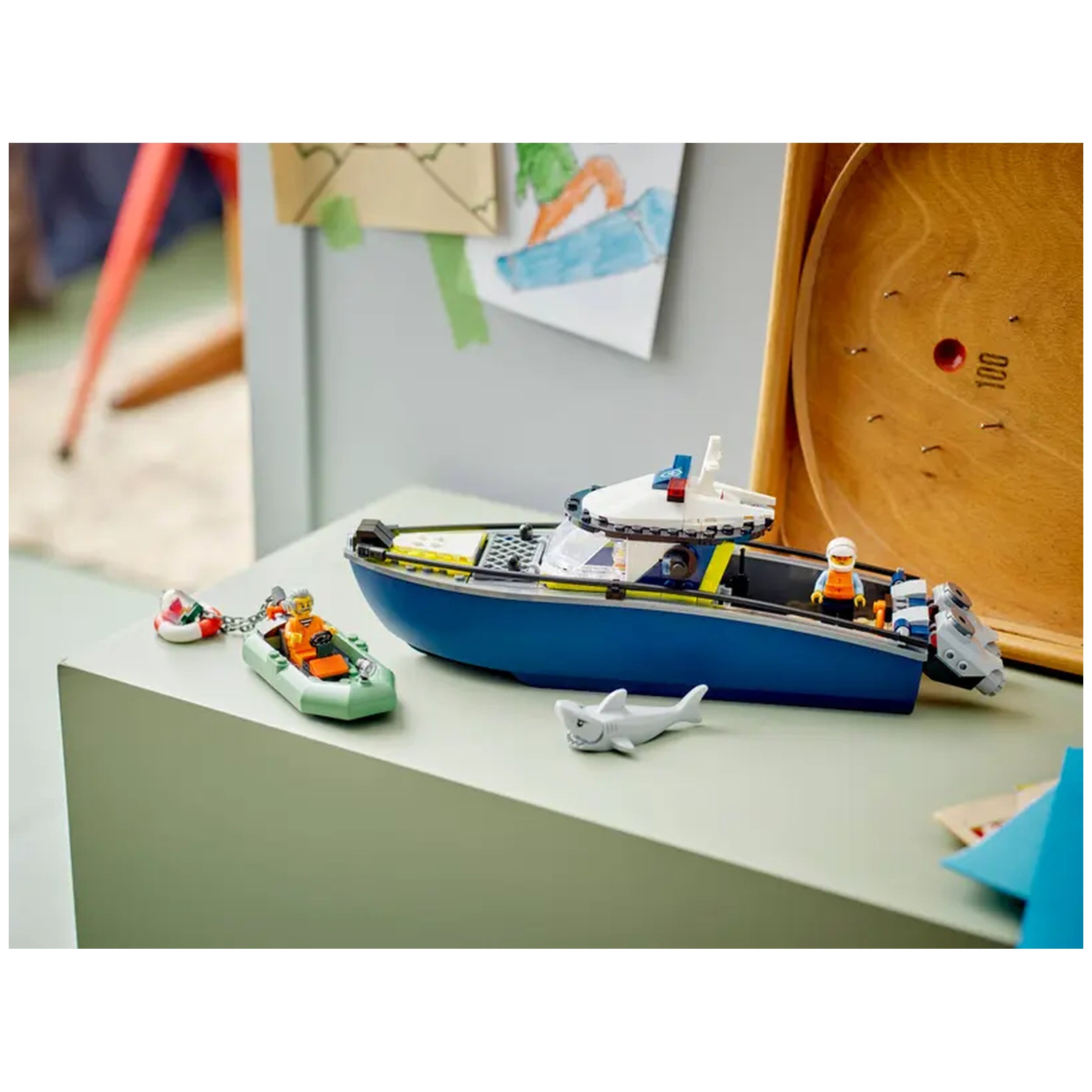 LEGO - Persecución de Barco de Policía - Juguetes de Construcción