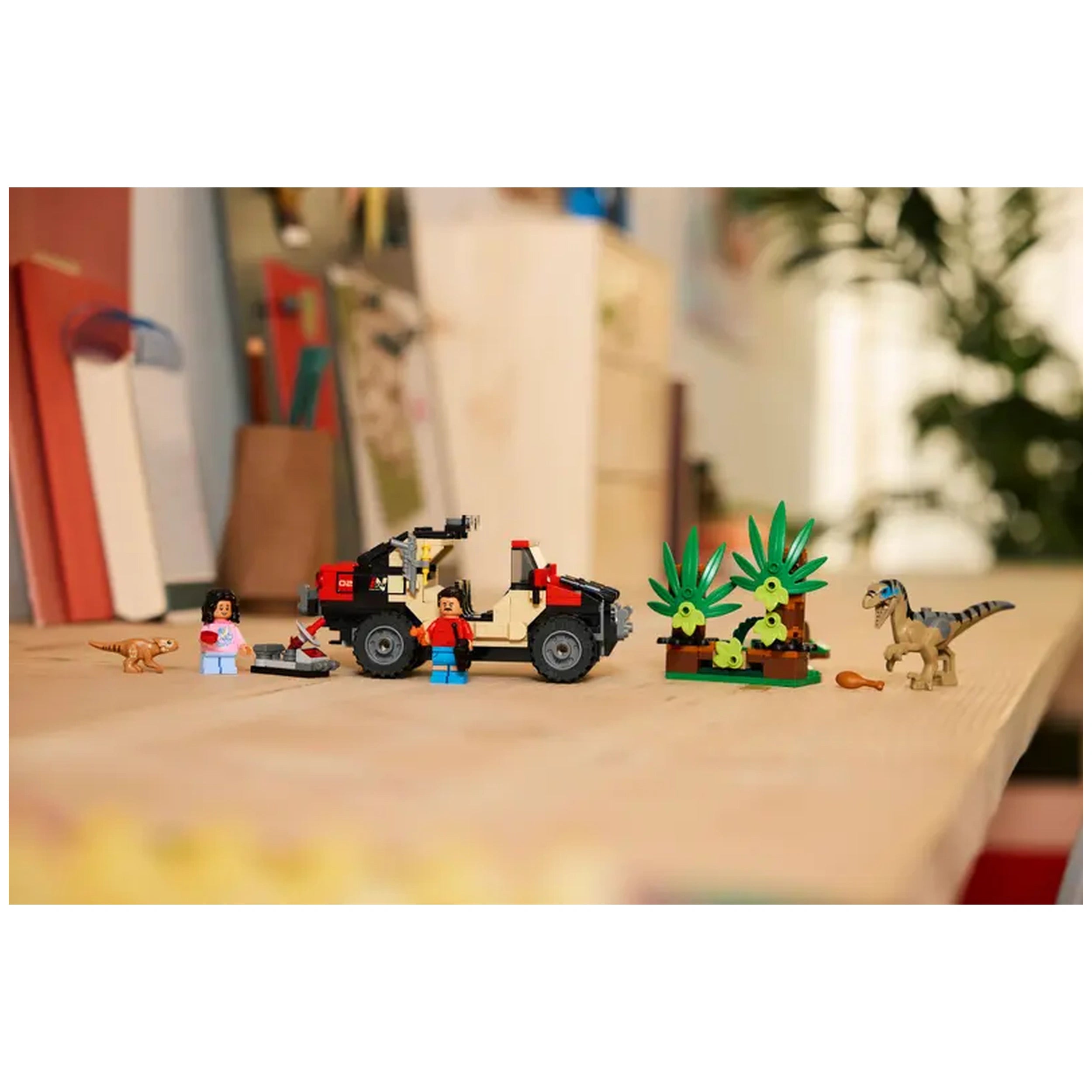 LEGO - Escape Off-Road del Raptor - Figuras de Acción y Juguetes