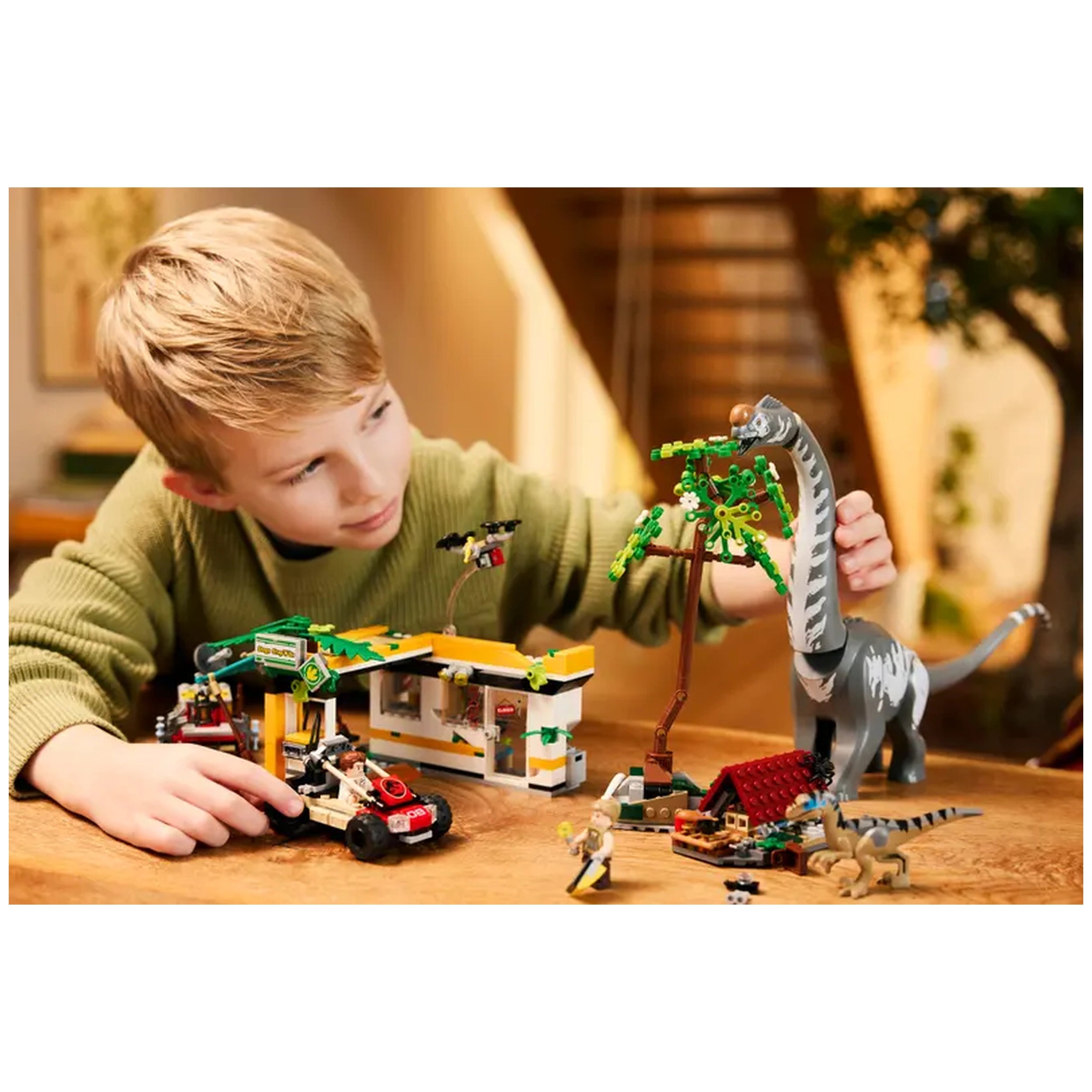 LEGO - Misión de Rastreo de Raptor y Titanosaurio - Figuras de Acción y Juguetes
