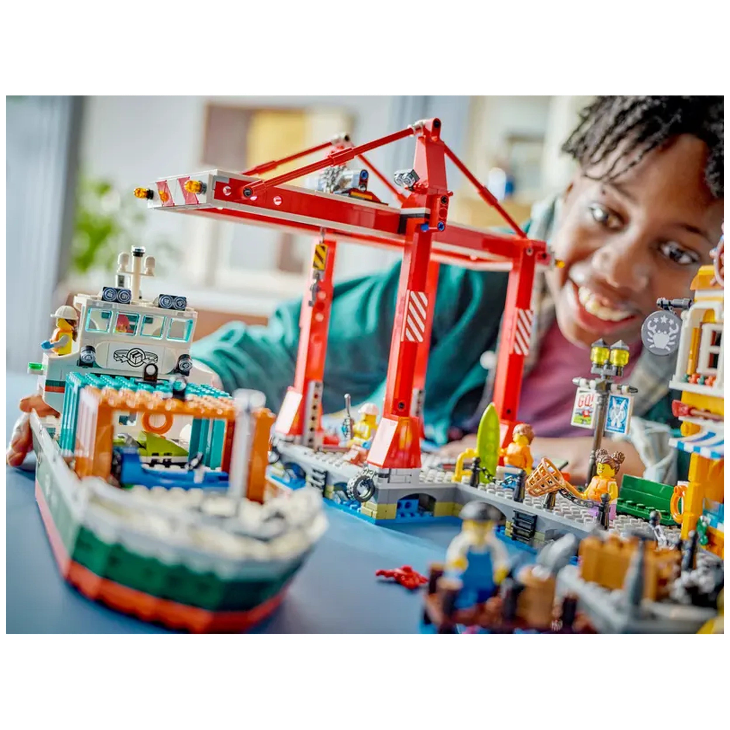 Lego - City - Seaside Harbour with Cargo Ship - Construction Set Toys