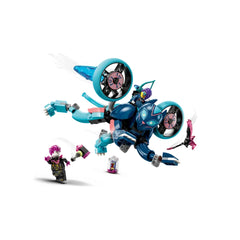 LEGO DREAMZzz Zoey’s Cat Motorcycle features a blue cat-like motorcycle with pink accents and spinning wheels, surrounded by action figures in a vibrant dream world.