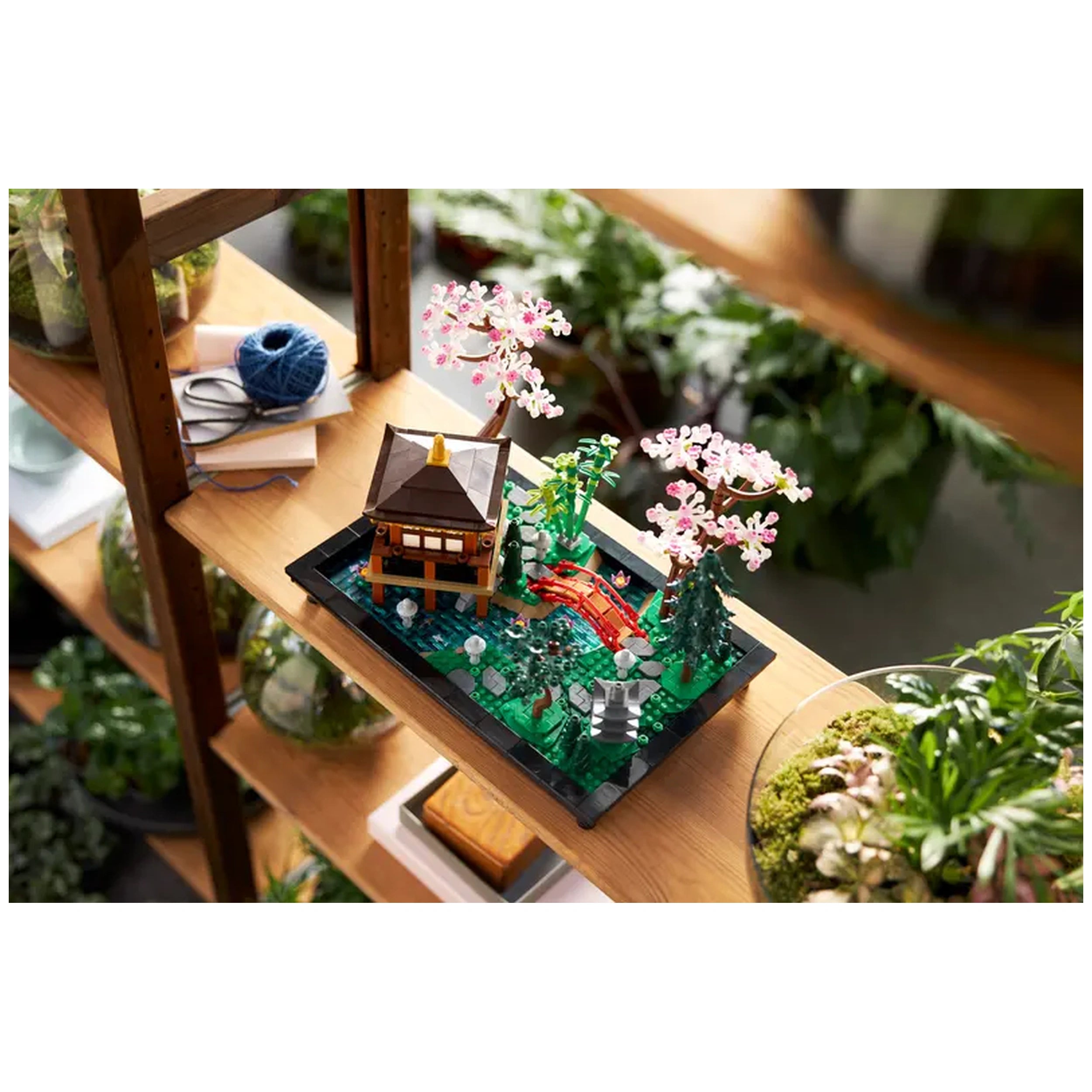 Lego - Icons - Jardín Tranquilo - Set de Construcción de Juguetes