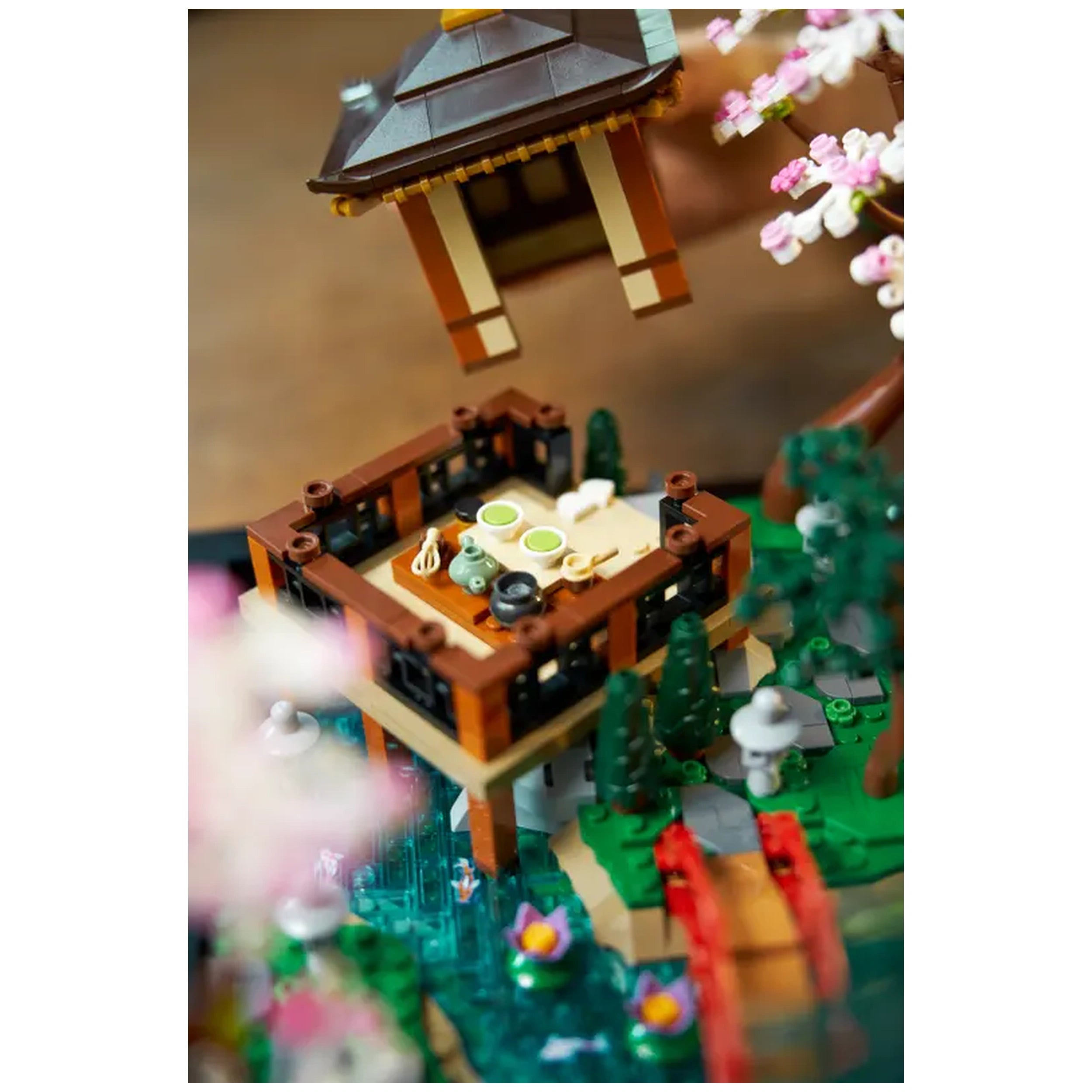 Lego - Icons - Jardín Tranquilo - Set de Construcción de Juguetes