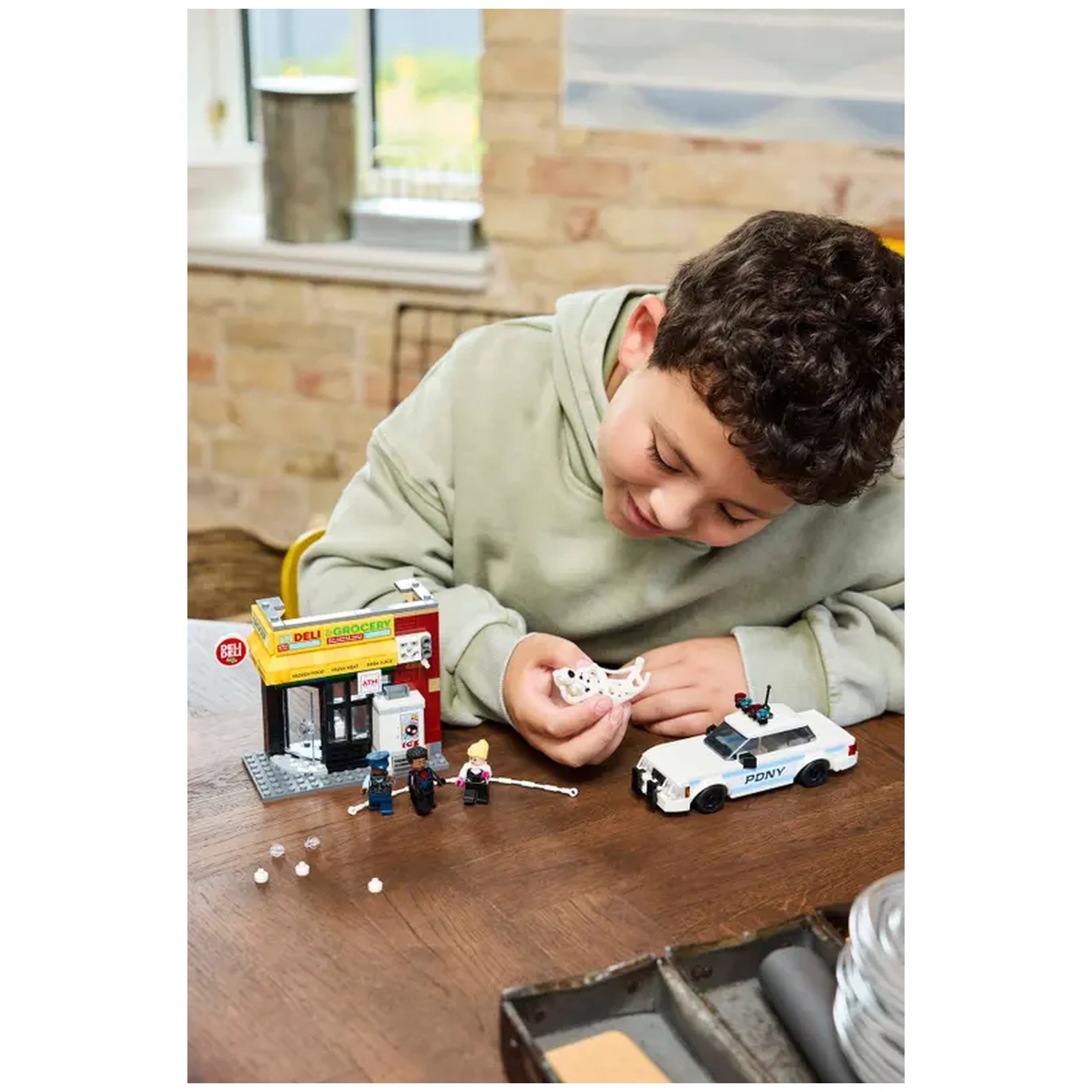 Lego - Marvel Super Heroes - Miles Morales vs. the Spot - Construction Set Toys