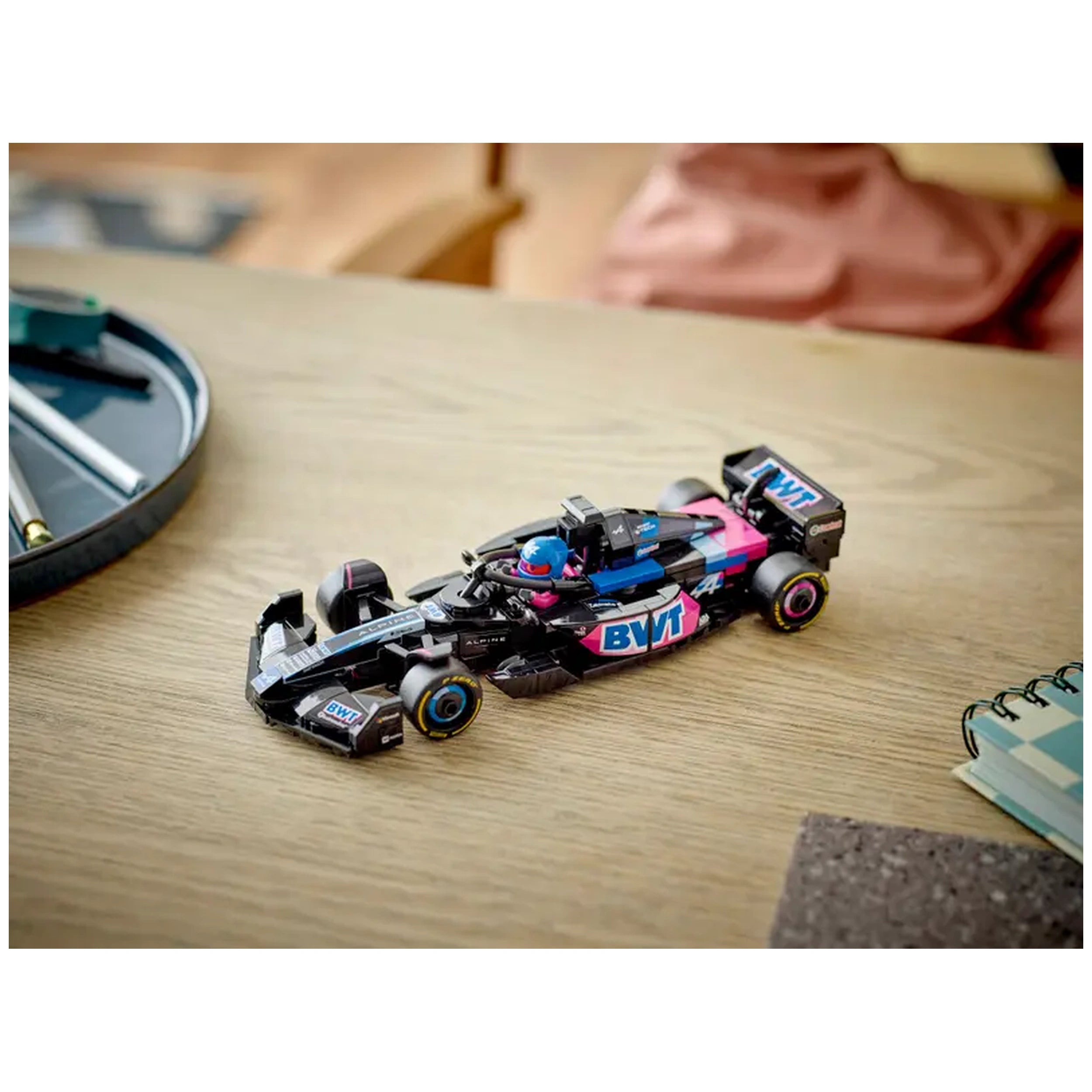 Lego - Speed Champions - BWT Alpine F1 Team A524 Coche de Carreras - Set de Construcción Juguetes