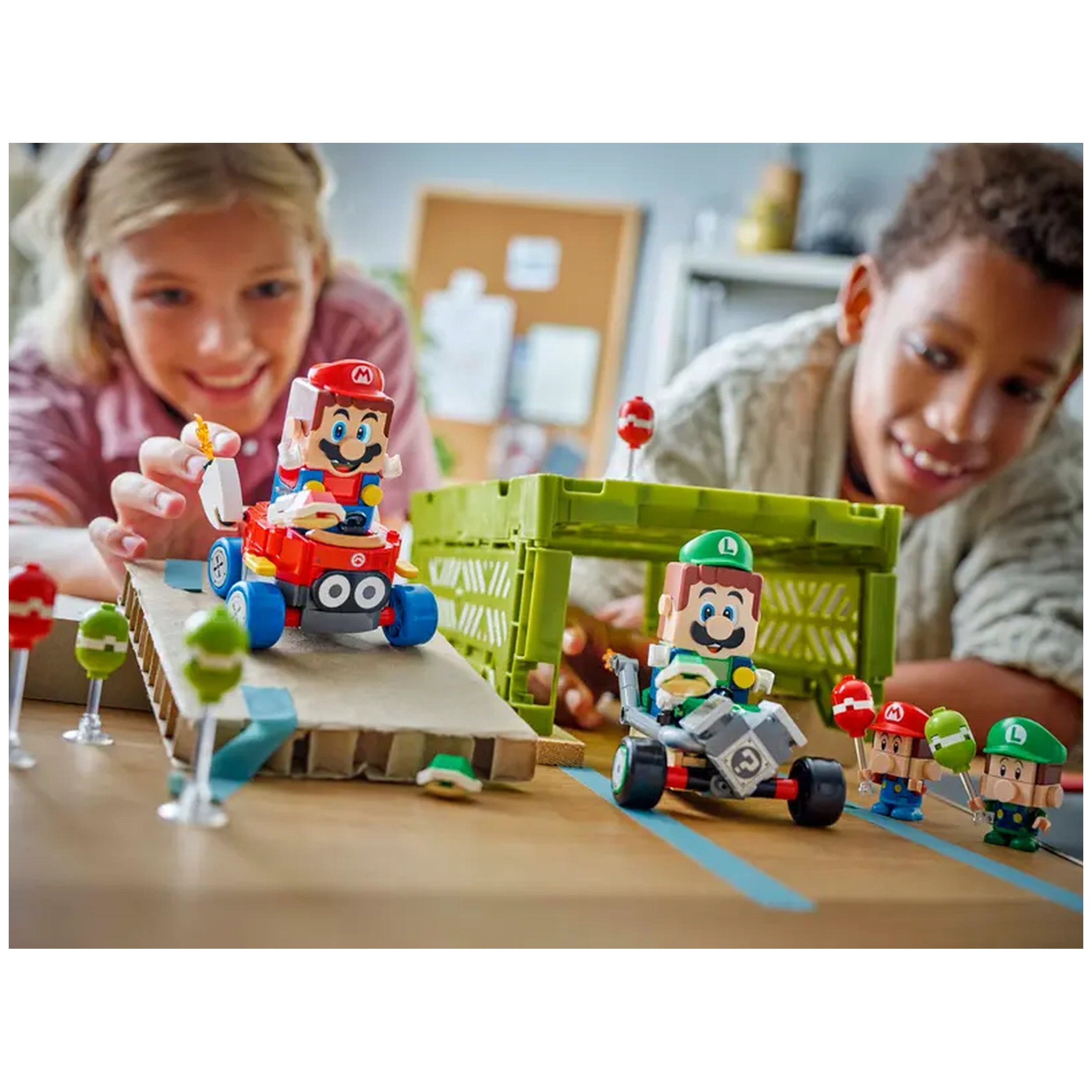 Lego - Super Mario - Baby Mario vs. Baby Luigi - Juguetes de Set de Construcción