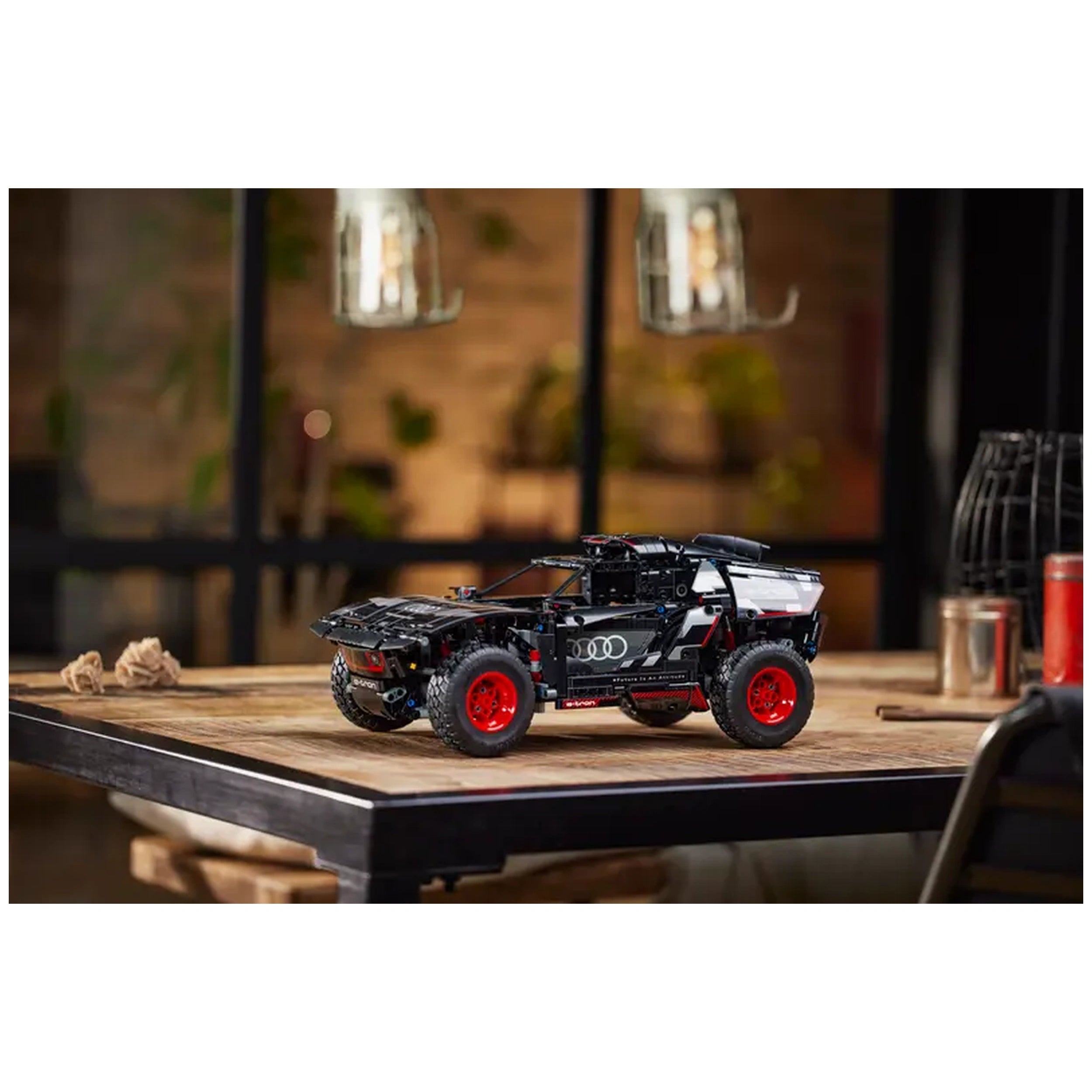 Lego - Technic - Audi RS Q e-tron - Set de Construcción de Juguetes
