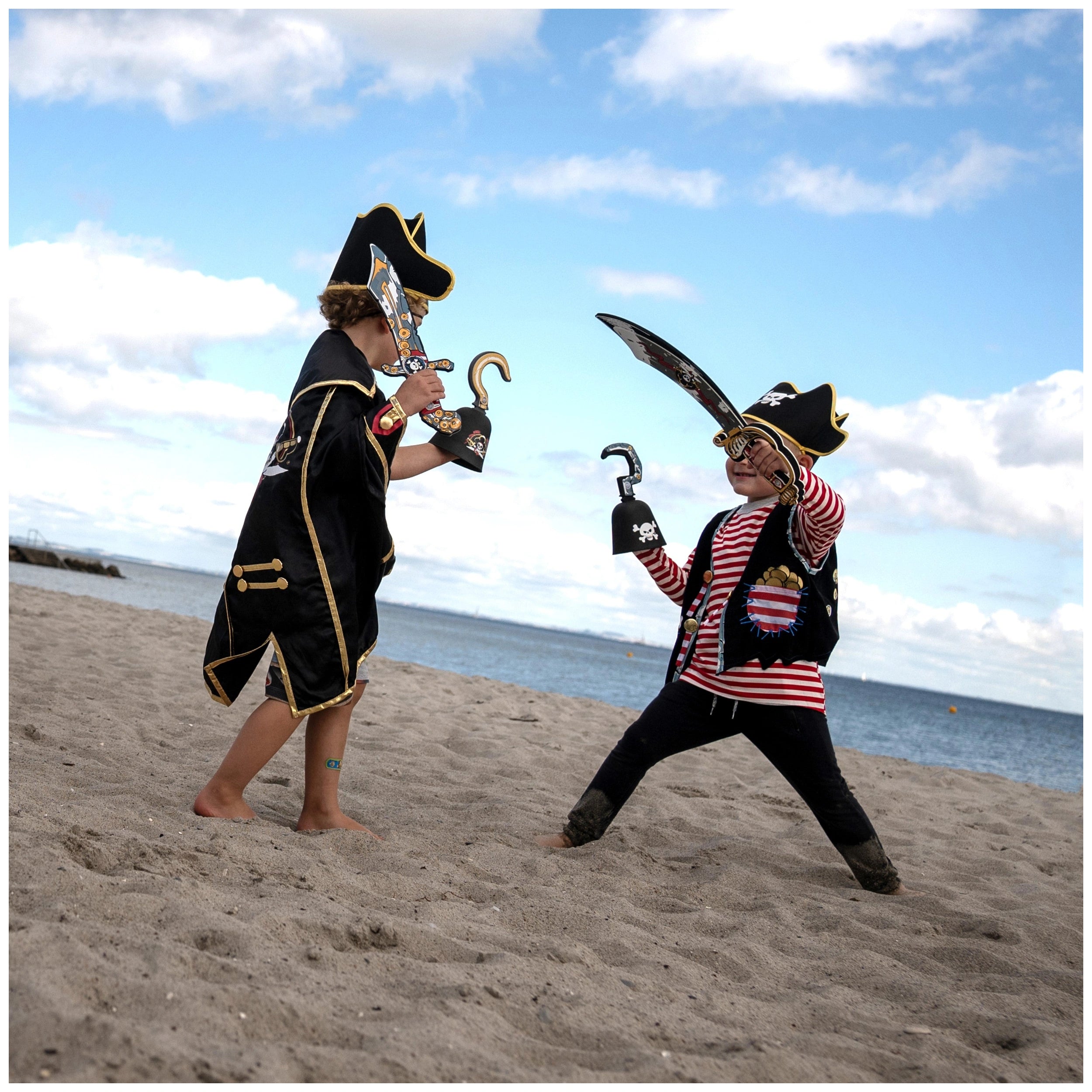 Liontouch - Cuchillo Pirata - Raya Roja Pirata - Profesiones de Juego y Juego de Roles
