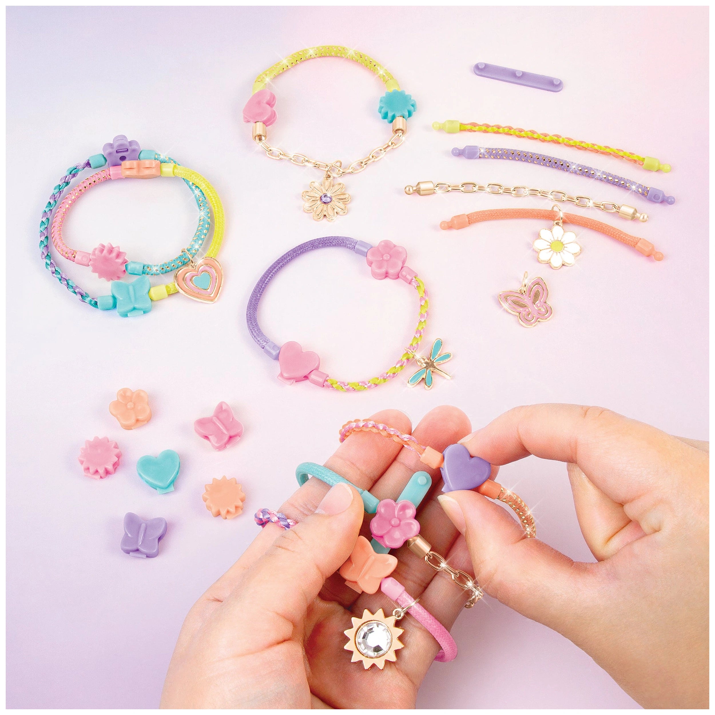 Make it Real - Linked Looks Bracelet Kit Arts & Crafts
