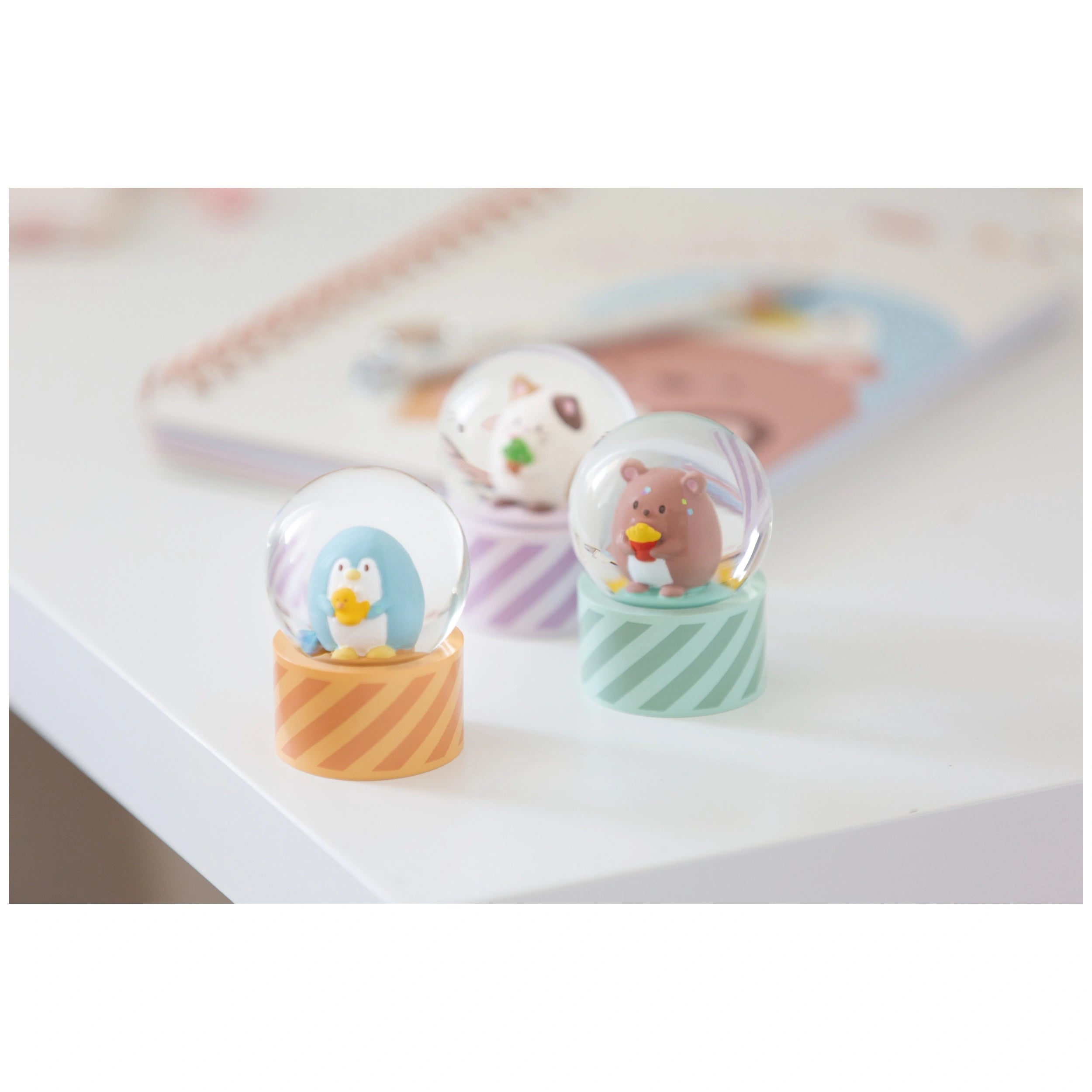NICI - Mymochi-Glitter-Globe-Penguin-Waddle-Collectibles