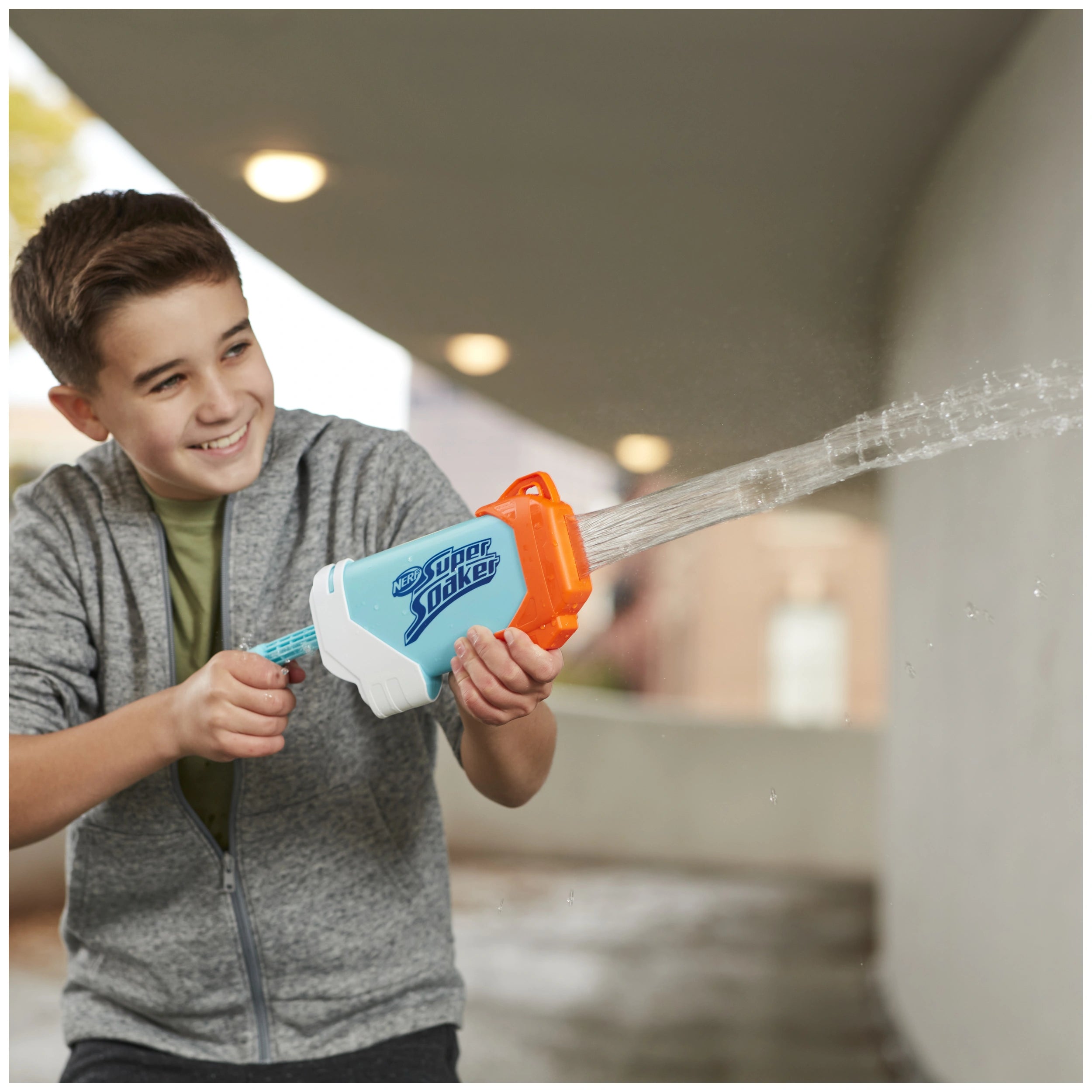 Nerf Super Soaker - Torrent Water Blaster - Outdoor Play Equipment