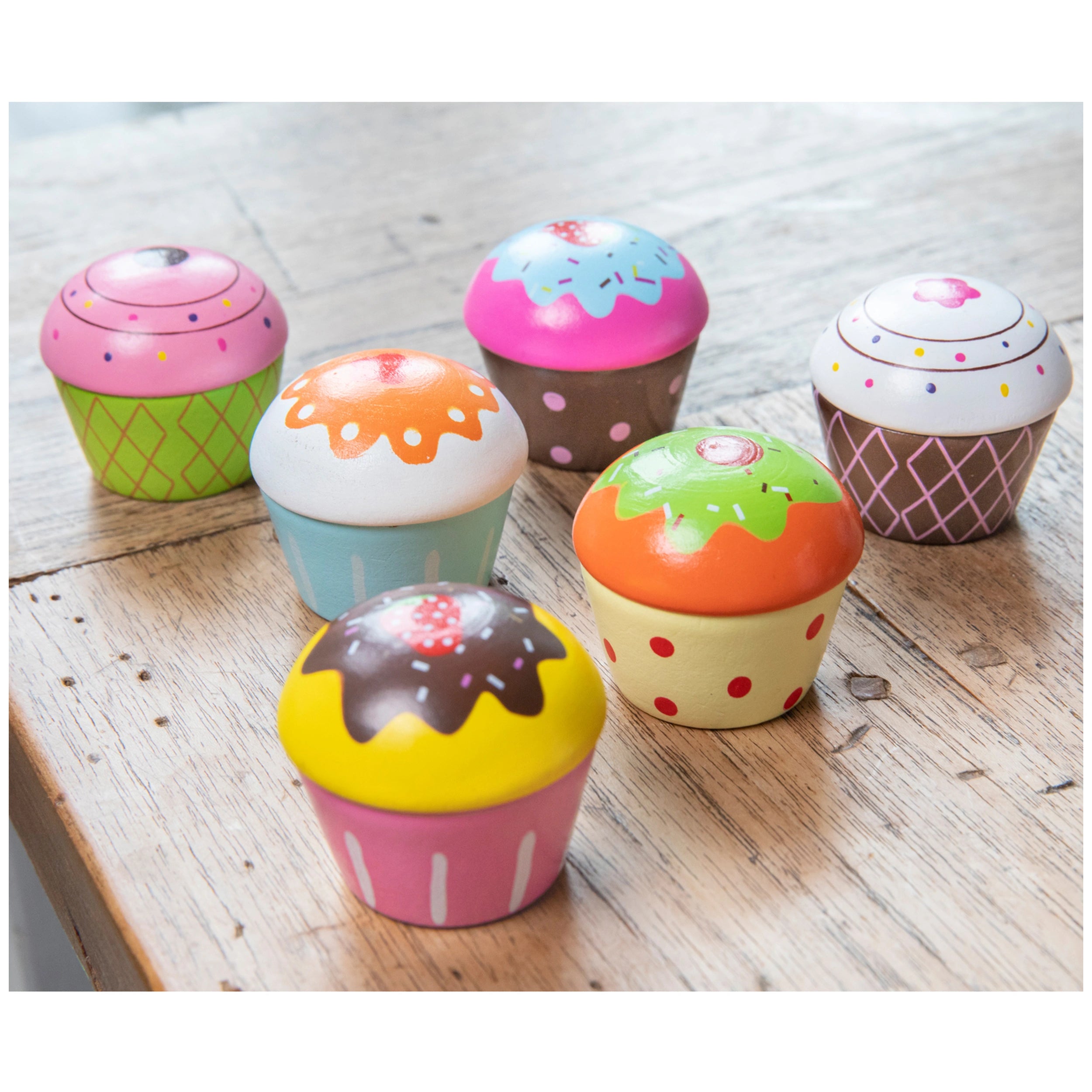 New Classic Toys - Surtido de Cupcakes en Caja de Regalo - Profesiones de Imaginación y Juego de Roles