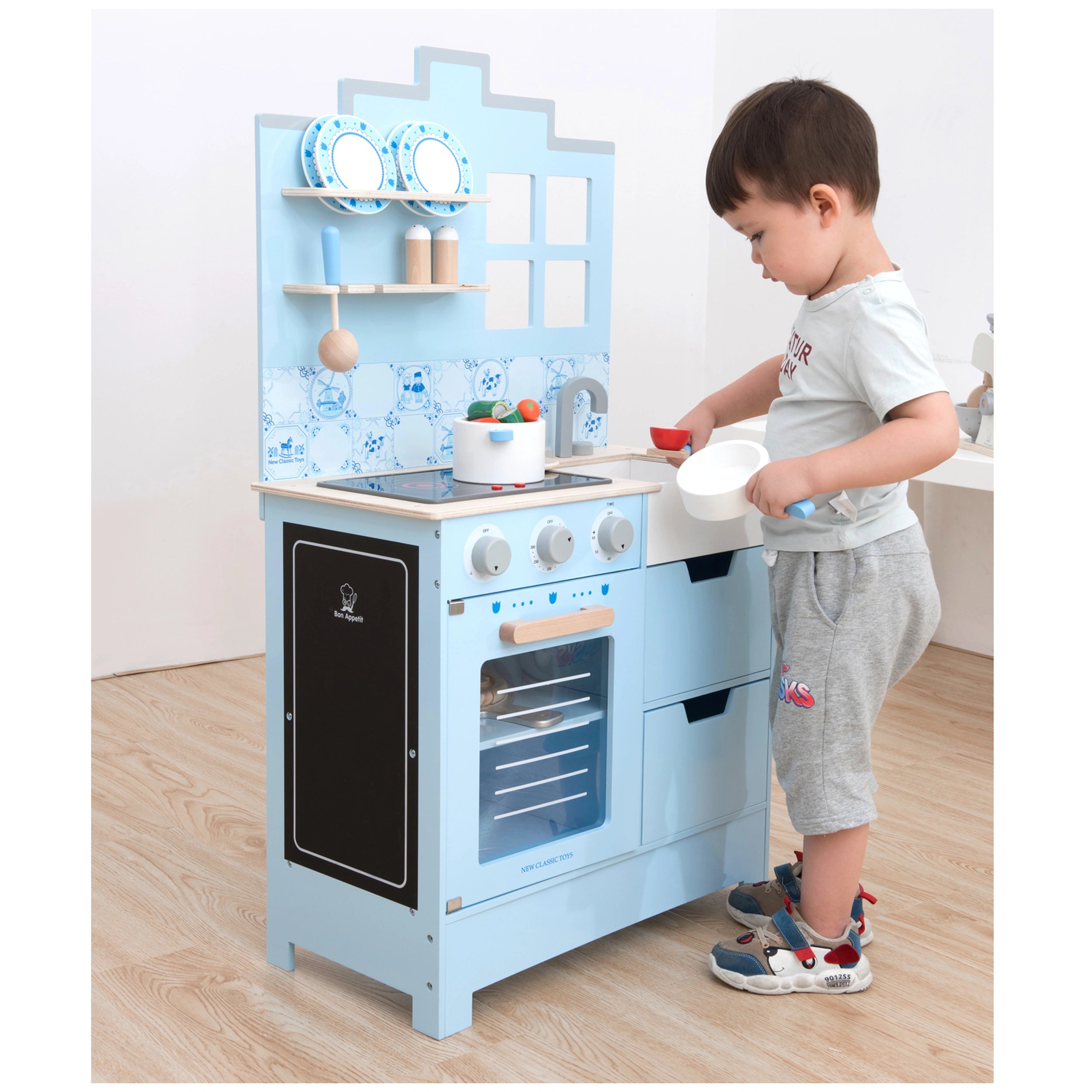 New Classic Toys - Cocina - Azul Delft - Profesiones de Imaginación y Juego de Roles