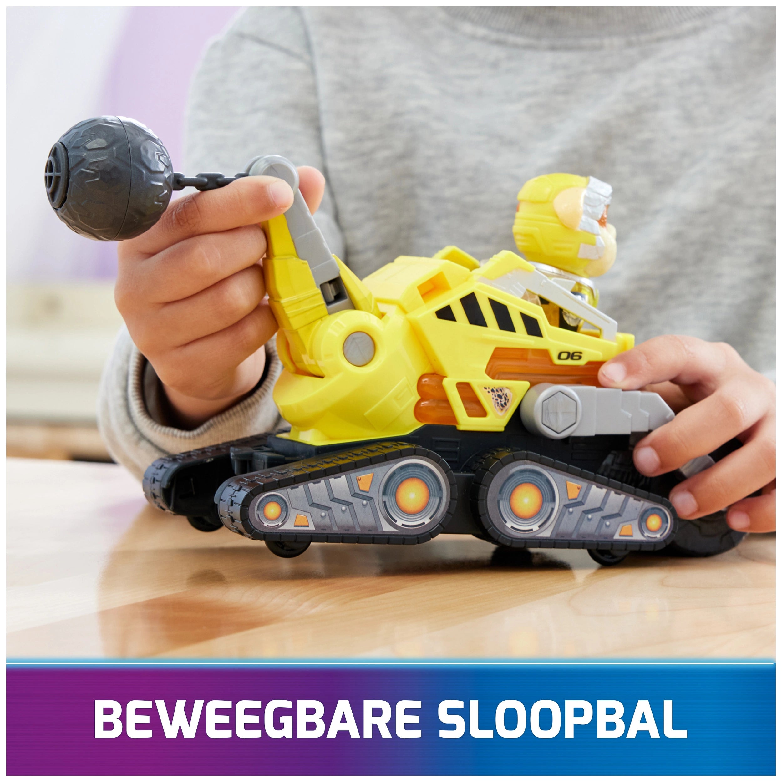 Paw Patrol La Película Poderosa Camión de Construcción con Figura de Acción Rubble Mighty Pups con Luces y Sonidos