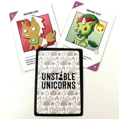 Asmodee - Unstable Unicorns - Christmas Special - Juegos de Mesa - +8 - Expansión - STR8588 - Edición Italiana