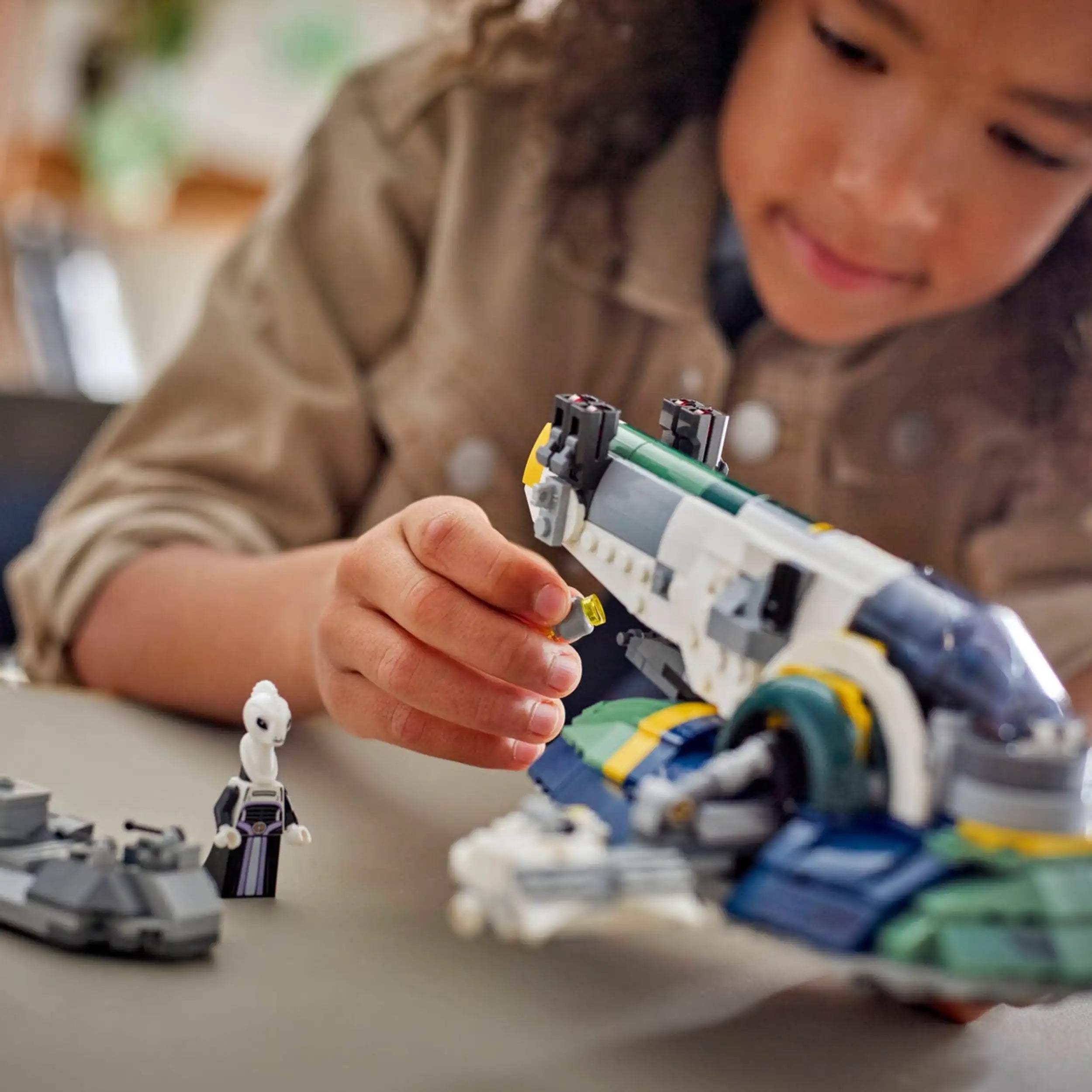 LEGO - La nave estelar de Jango Fett - Figuras de acción y juguetes