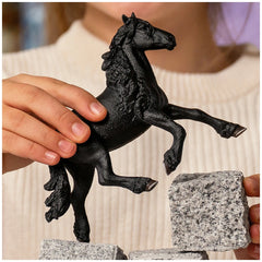 Schleich - Horse Club - Caballo Frisón - Figuras de Acción y Juguetes - 13975